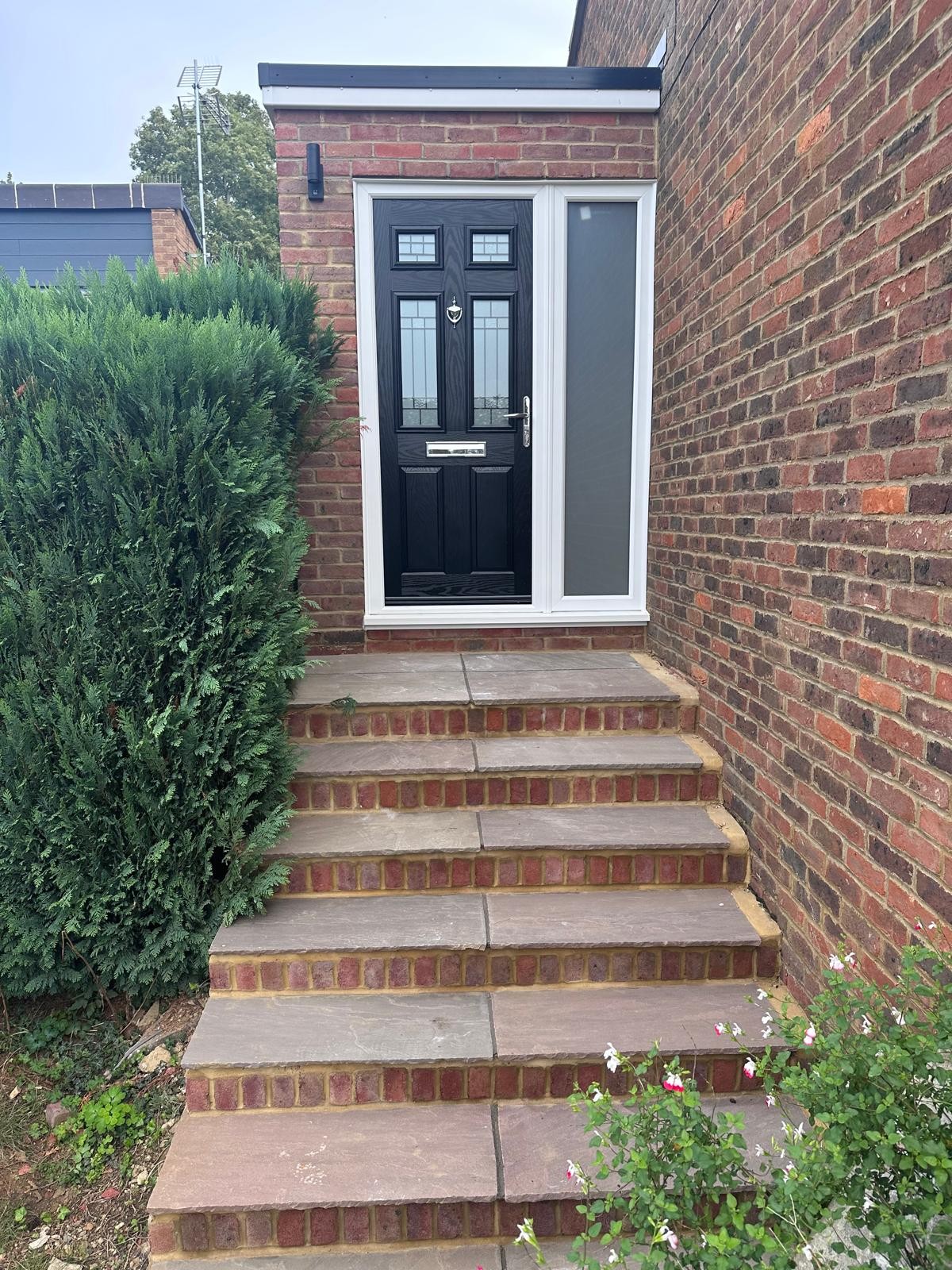 patio, paving and garden landscaping completed by DBD Builders Ltd in Buckinghamshire