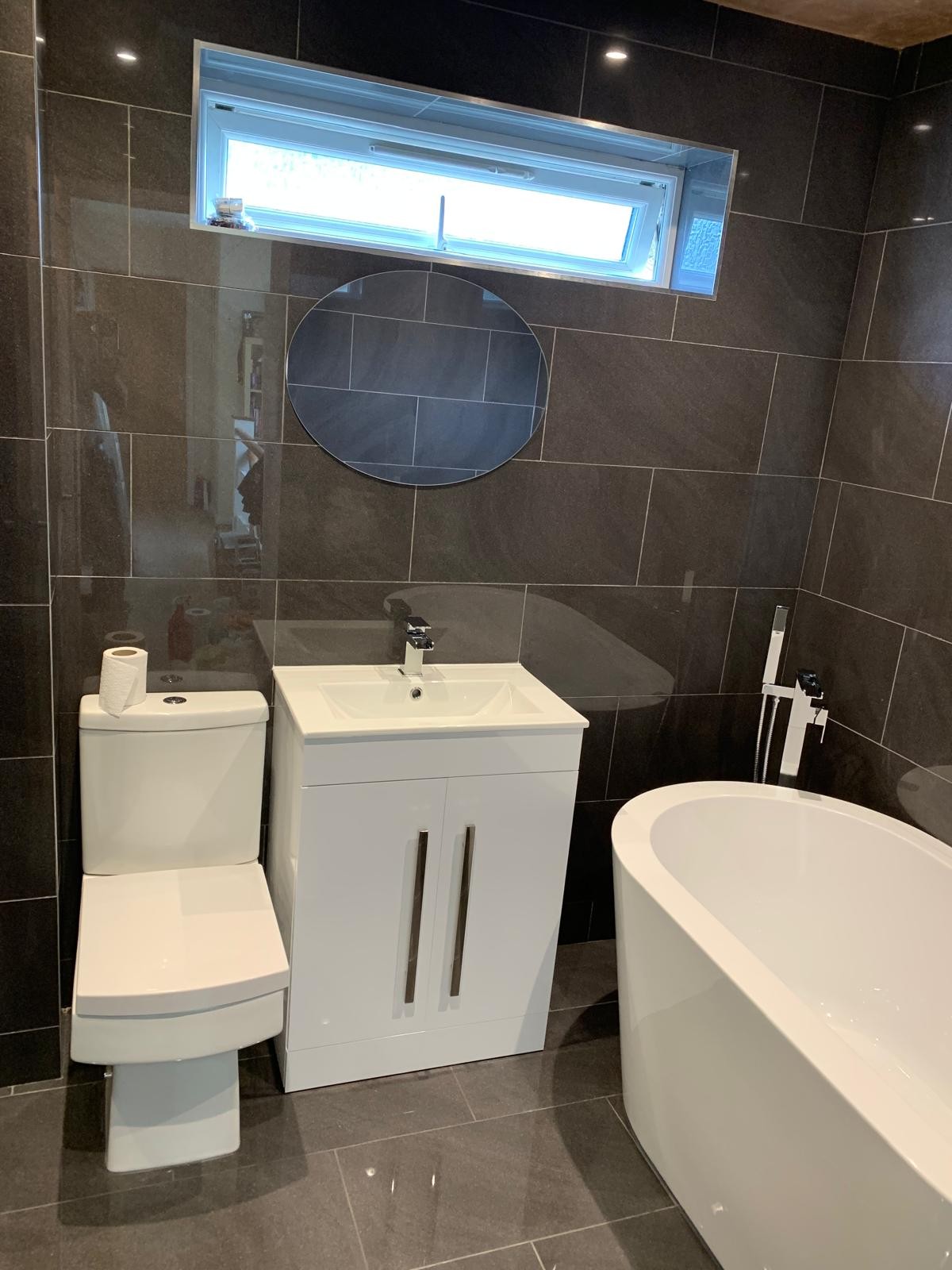 bathroom fitting and tiling completed by DBD Builders Ltd in Buckinghamshire